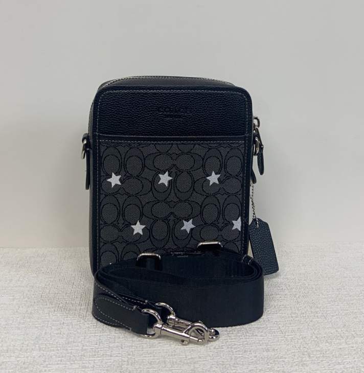Picture of Coach Mens Bags _SKUfw160730348fw